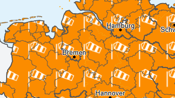 Erst Sturm, dann möglicherweise glatte Straßen: Der Deutsche Wetterdienst geht weiterhin von einer turbulenten Lage in Niedersachsen und Bremen aus.