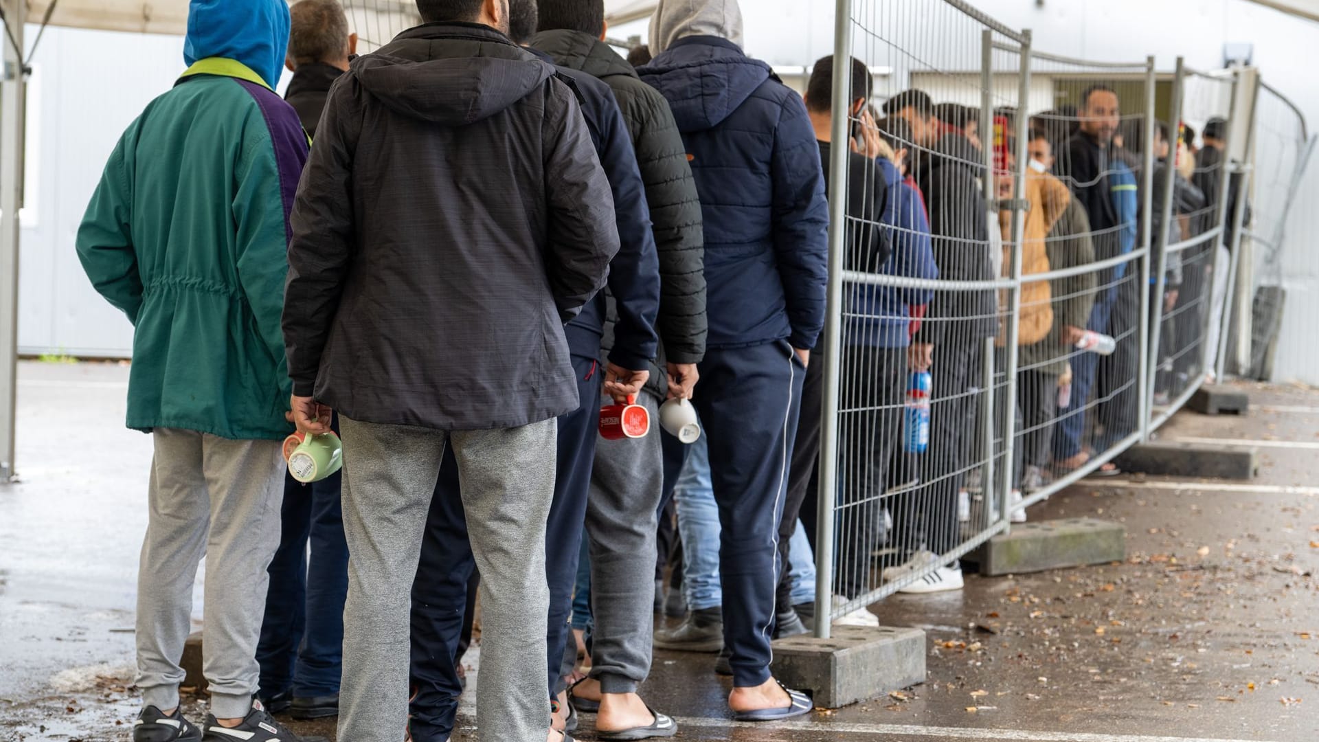 Flüchtlinge in Landeserstaufnahmestelle