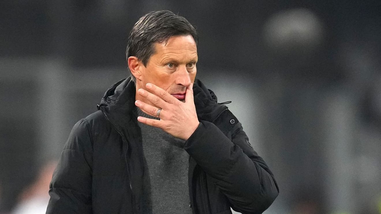 Roger Schmidt Roger Schmidt