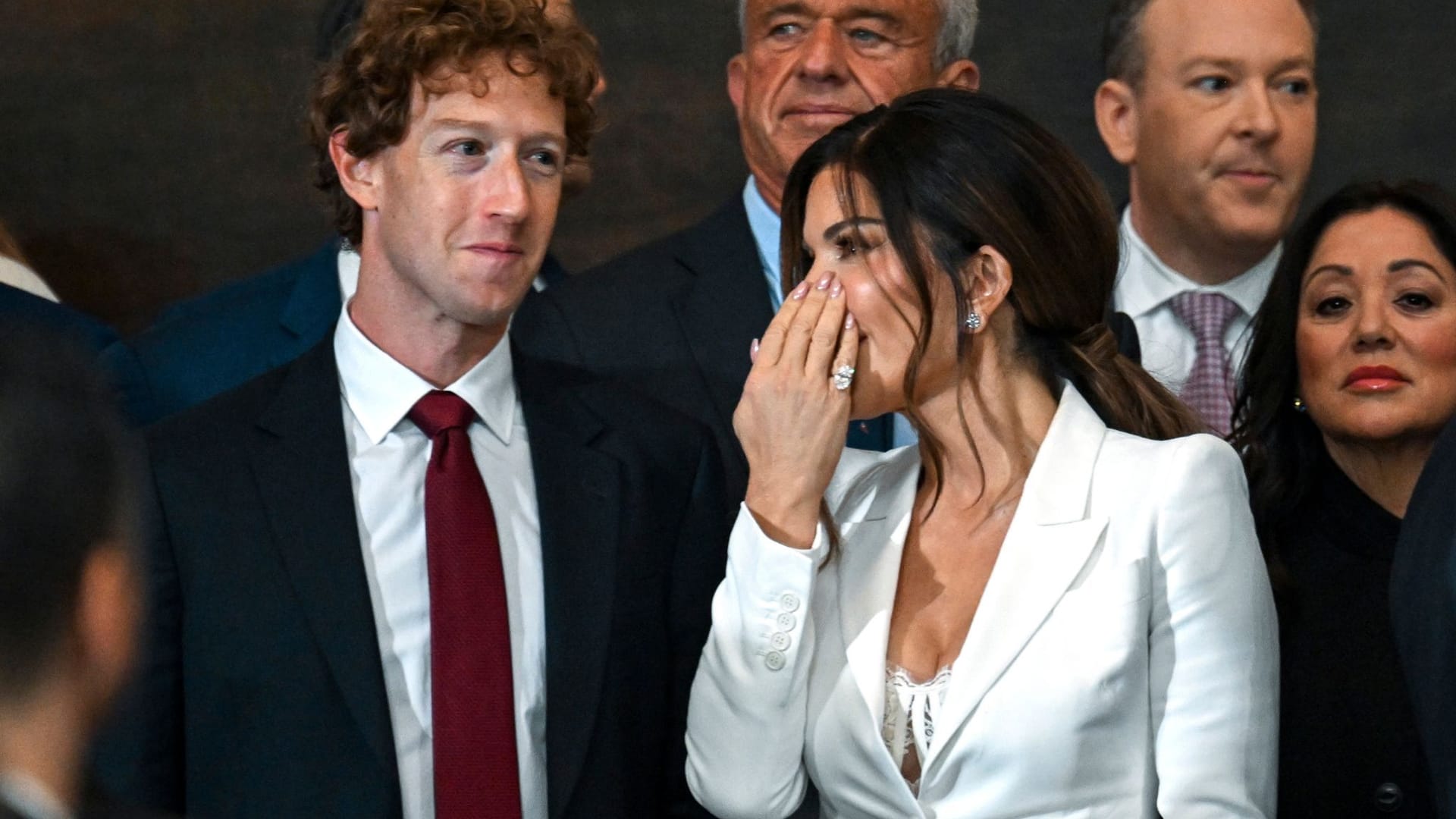 Mark Zuckerberg und Lauren Sanchez im Kapitol