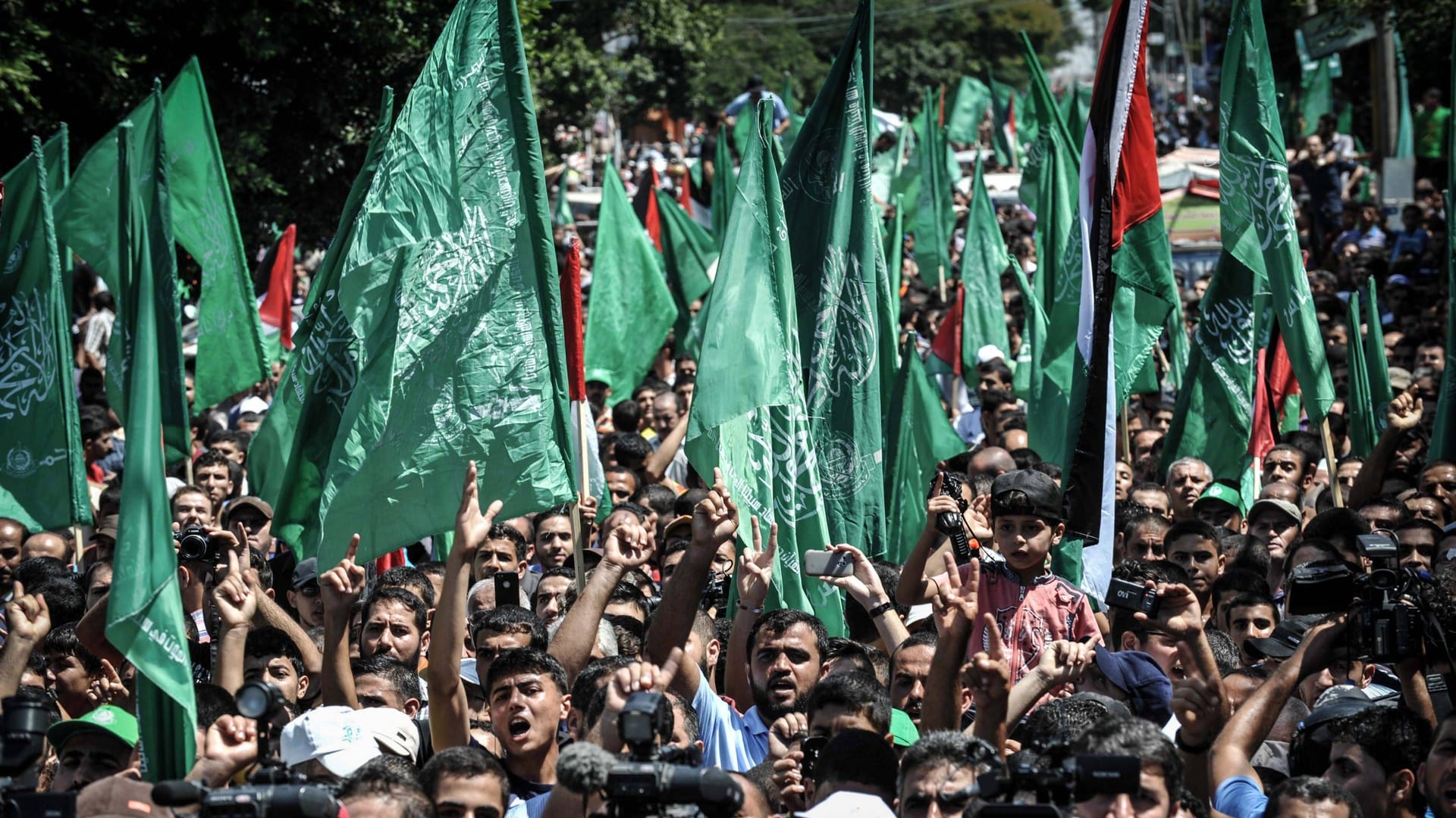 Hamas-Anhänger bei einer Demonstration in Gaza-Stadt (Symbolbild): Für Israel ist das Ende der Hamas Herrschaft ein wichtiges Kriegsziel.