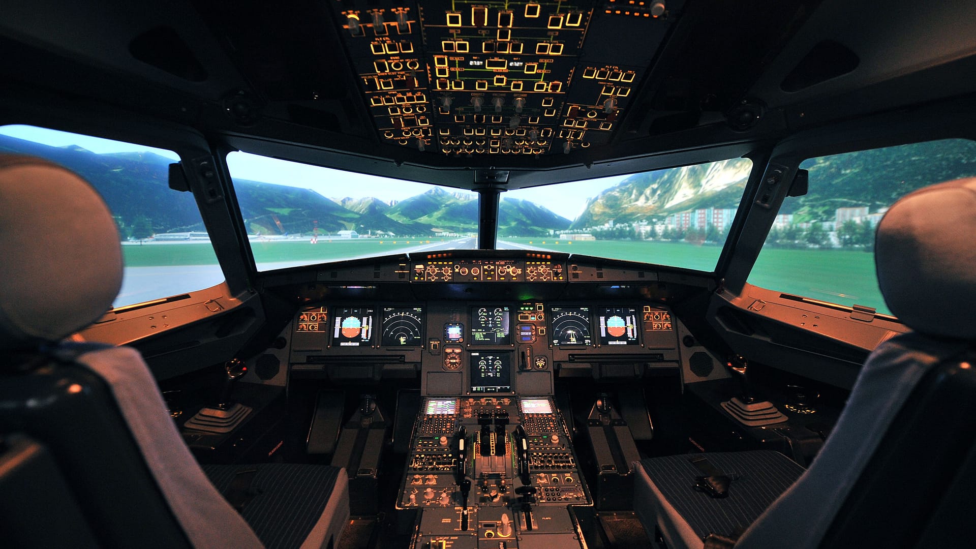 Airbus A320-Flugsimulator: Dieses besondere Erlebnis ist in Bremen möglich.