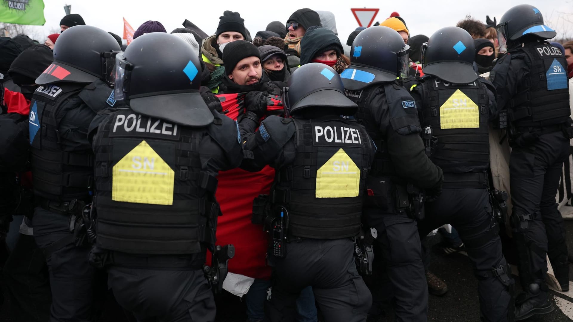 AfD-Parteitag Riesa - Proteste