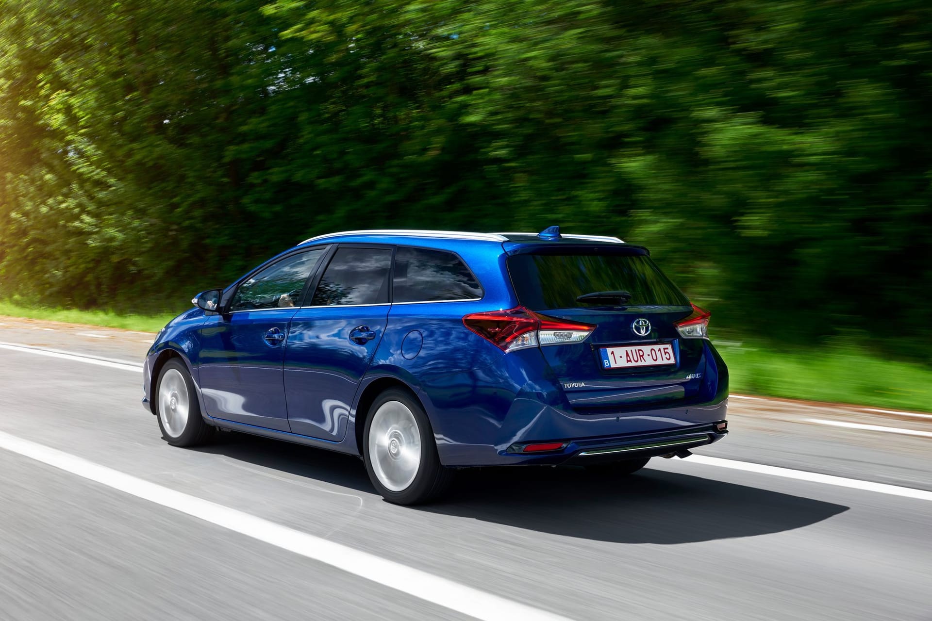 Toyota Auris Touring Sport von 2015