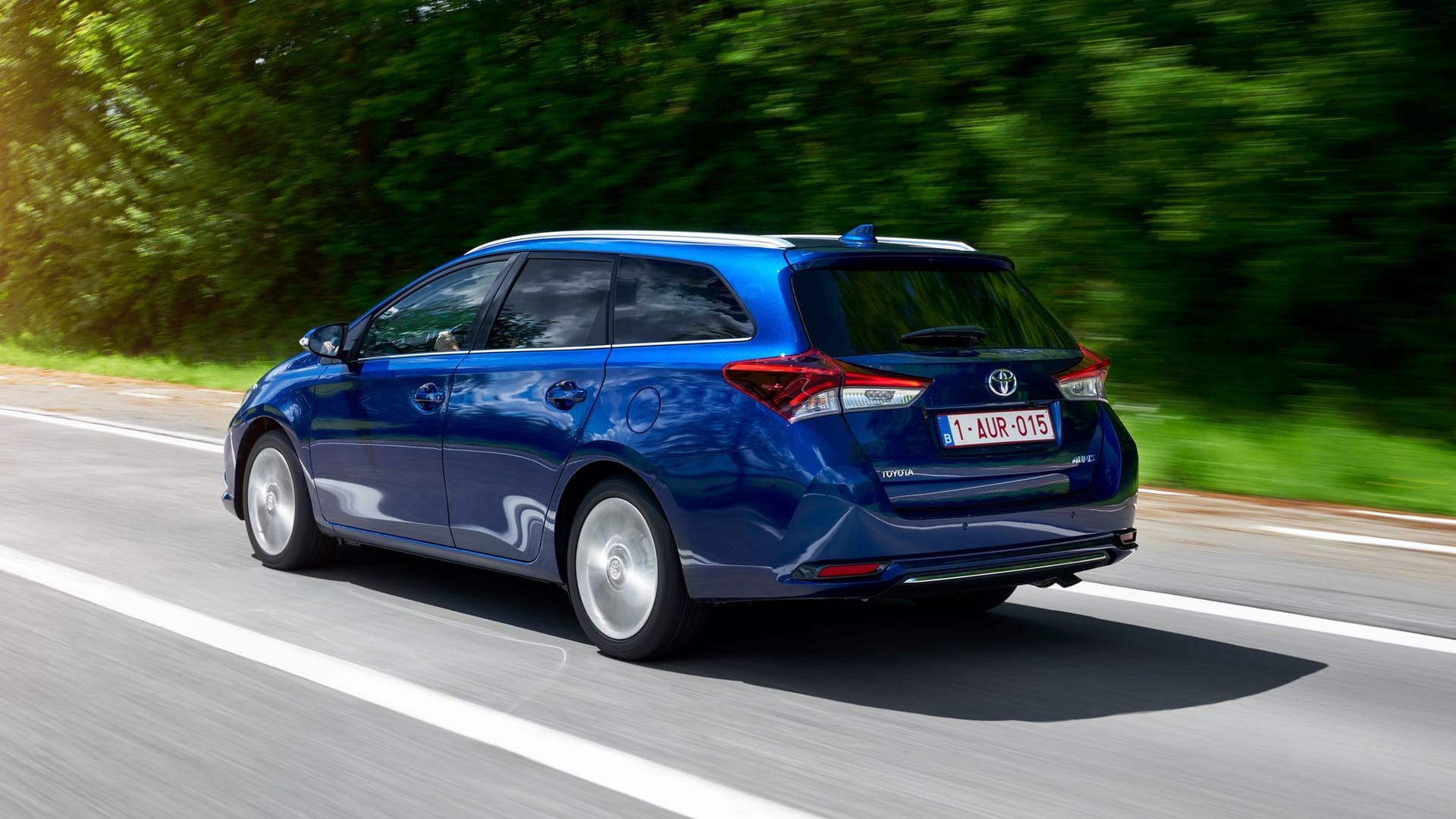 Toyota Auris Touring Sport von 2015