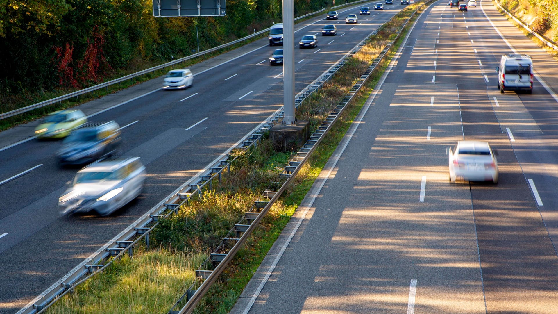 Europa dreht auf: Mehrere Länder erhöhen die Tempolimits auf ihren Autobahnen.