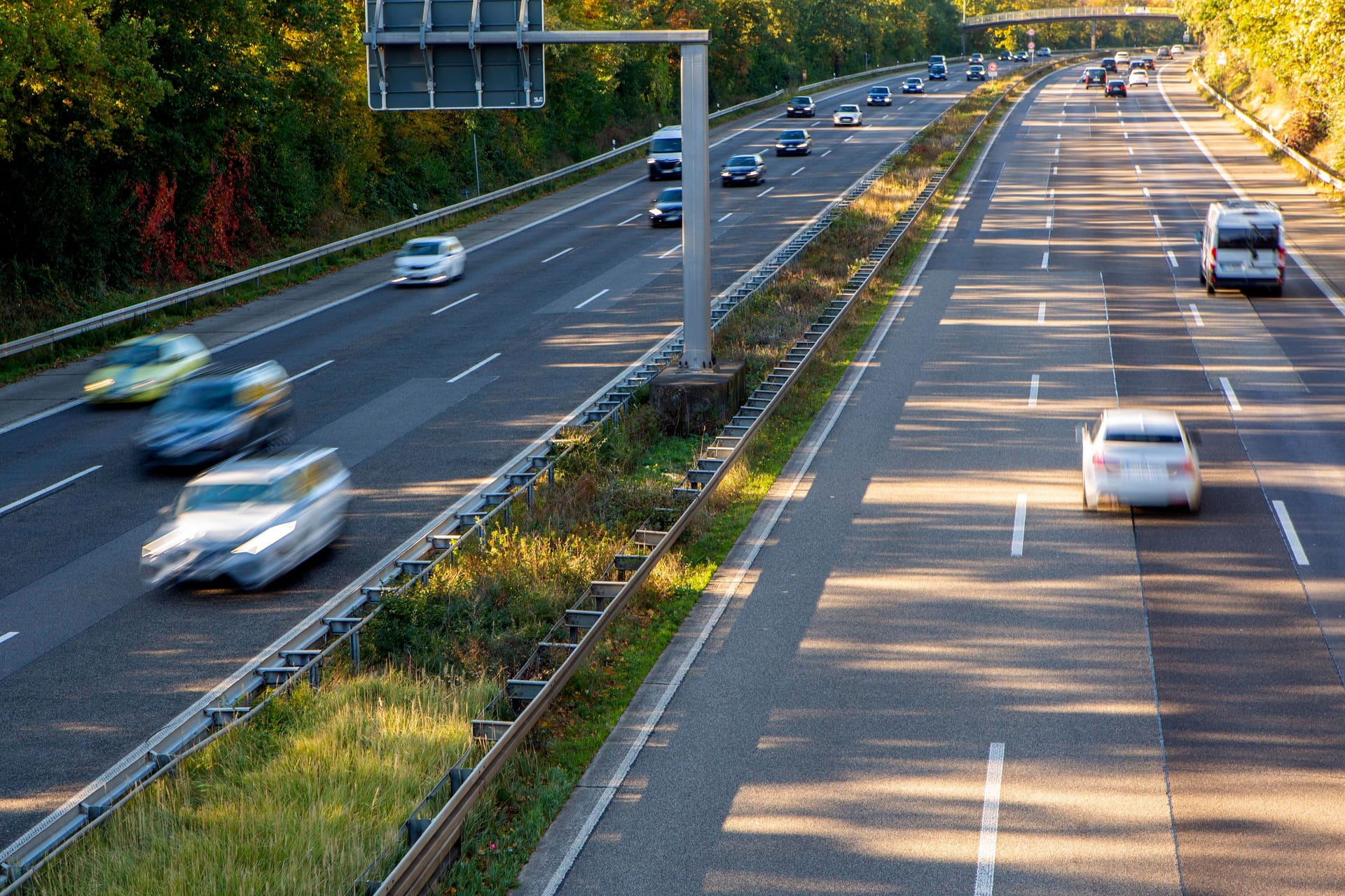 Europa dreht auf: Mehrere Länder erhöhen die Tempolimits auf ihren Autobahnen.