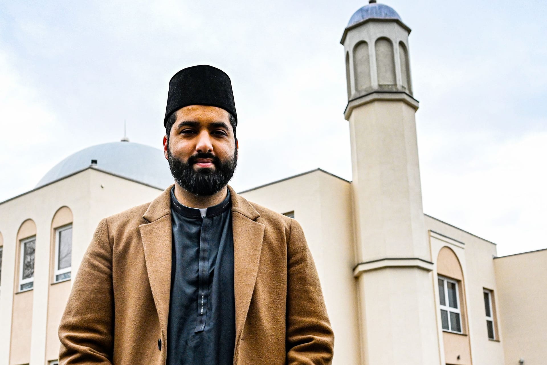 Imam Scharjil Khalid von der Ahmadiyya Moschee in Heinersdorf (Archivbild): Er erklärt, warum Muslime den Ramadan feiern.