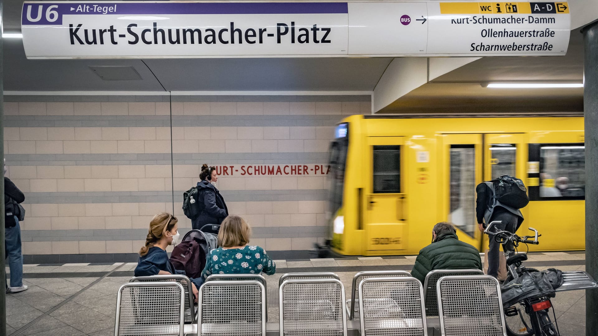 U-Bahnhof Kurt-Schumacher-Platz (Archivbild): Hier kam es zu einer mutmaßlichen Körperverletzung mit Todesfolge.