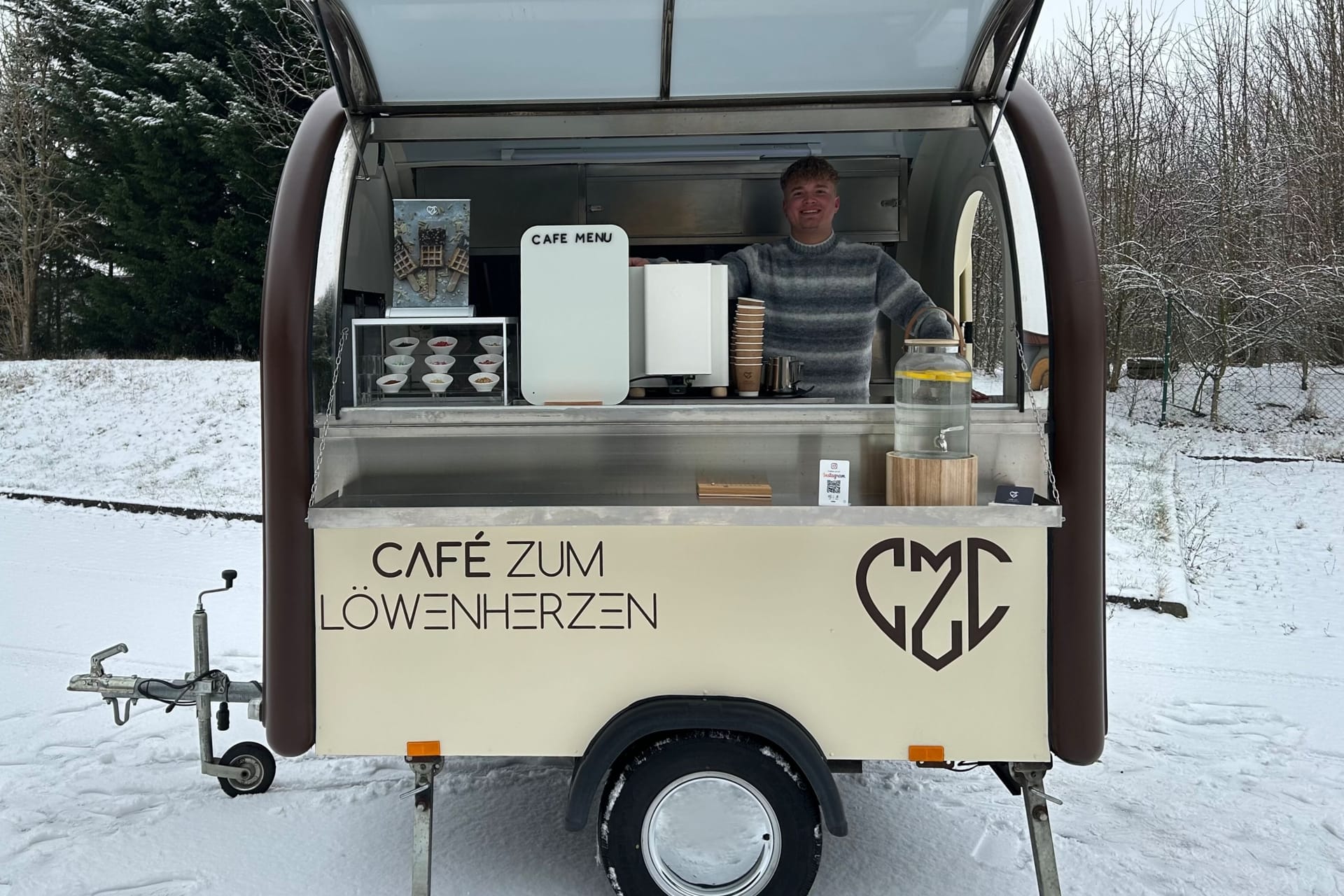 Café zum Löwenherzen: Der neue Braunschweiger Kaffeewagen ist für Events buchbar.