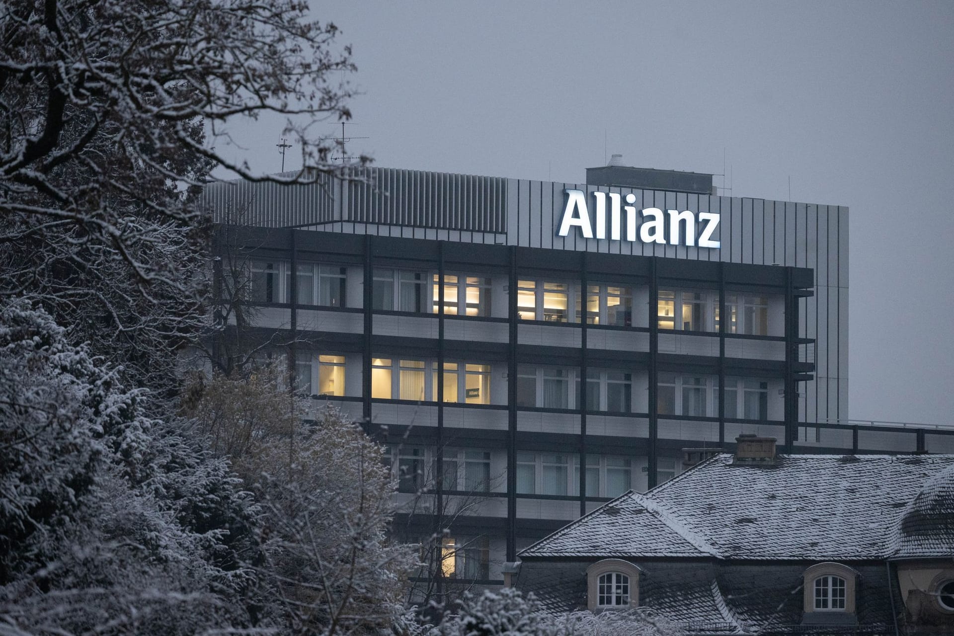 Allianz