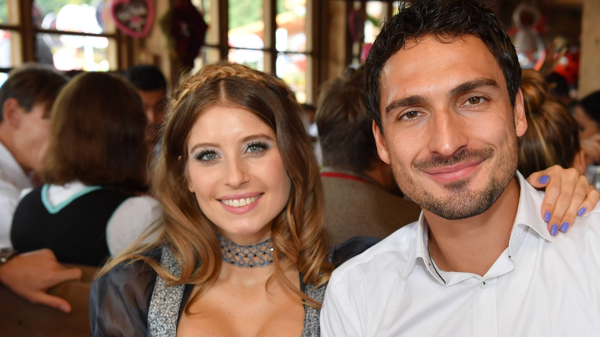 Cathy und Mats Hummels auf dem Oktoberfest 2017: 2021 zerbrach ihre Ehe.