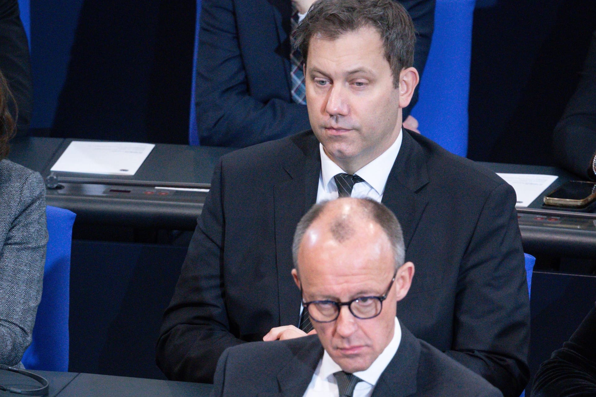 Lars Klingbeil (o.), Parteivorsitzender der SPD, und Friedrich Merz, designierter Bundeskanzler der CDU: Merz will eine schwarz-rote Koalition.