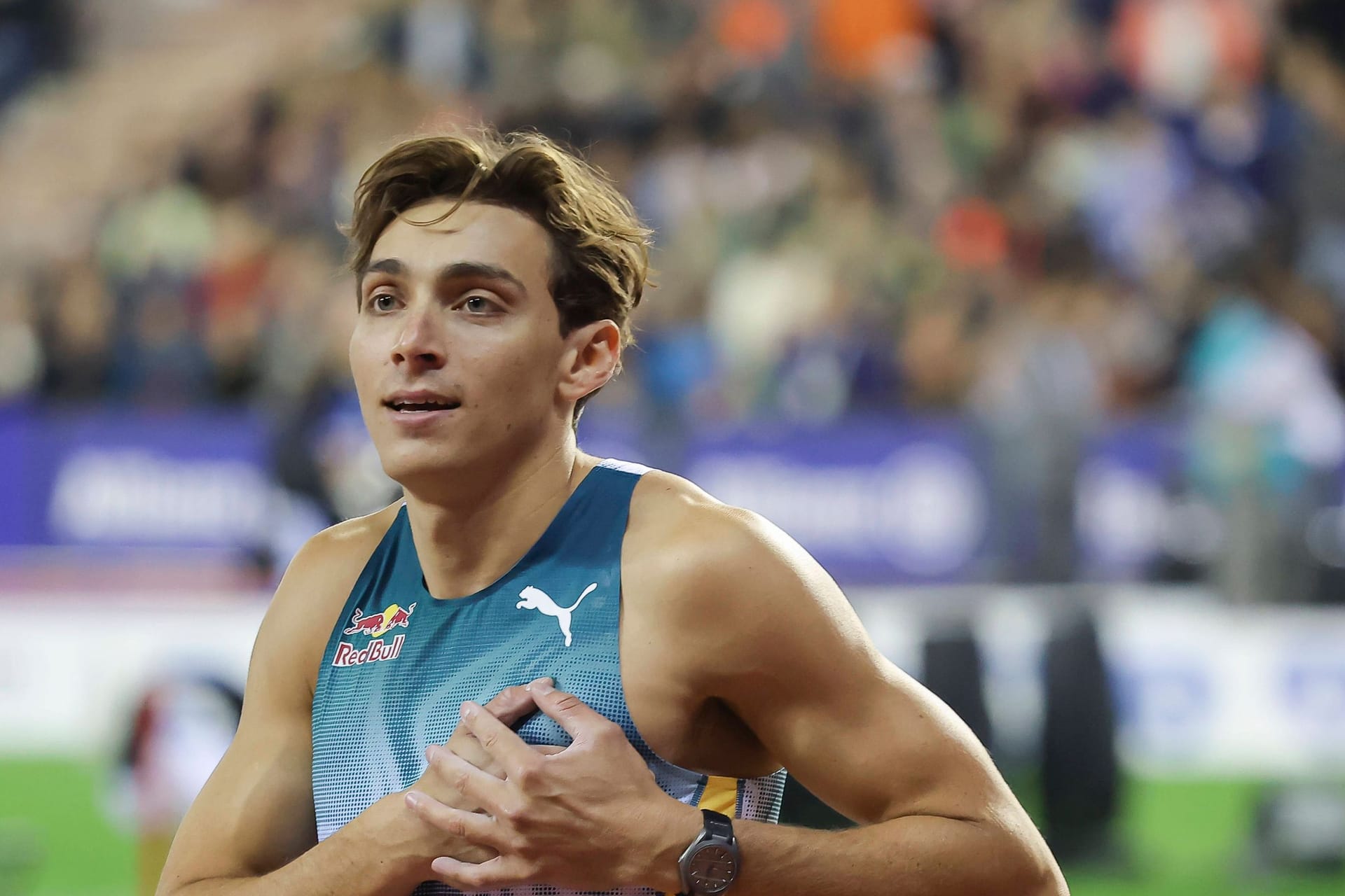 Armand Duplantis: Er hält den Stabhochsprung-Weltrekord über 6,26 Meter.