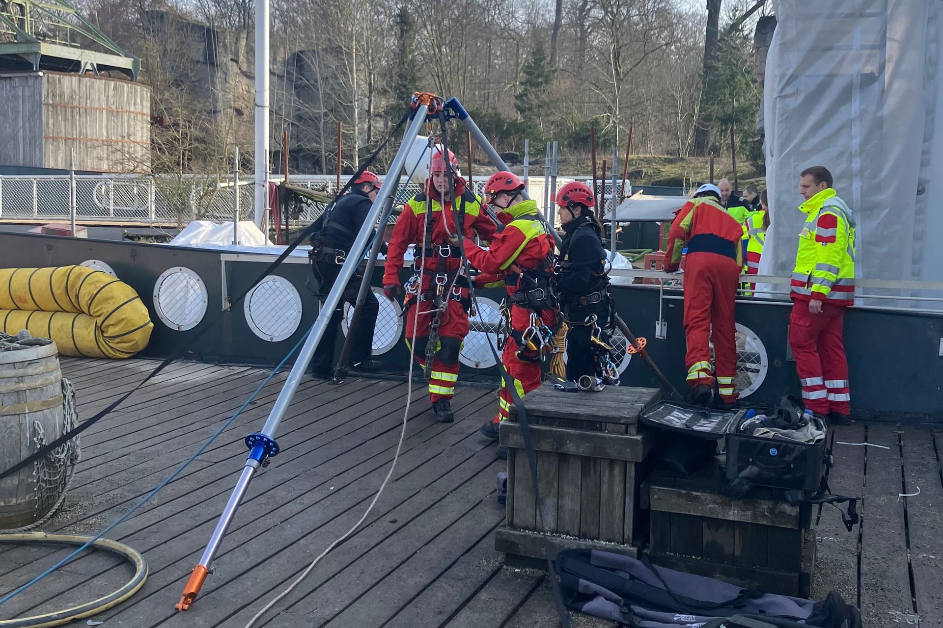 Ein Hängesitz kam für die Rettung zum Einsatz.