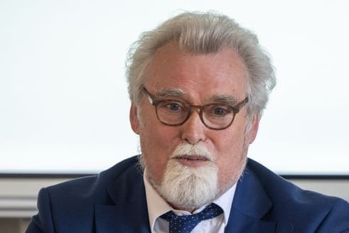 Der rheinland-pfälzische Justizminister Herbert Mertin: Der 66-Jährige ist überraschend verstorben.