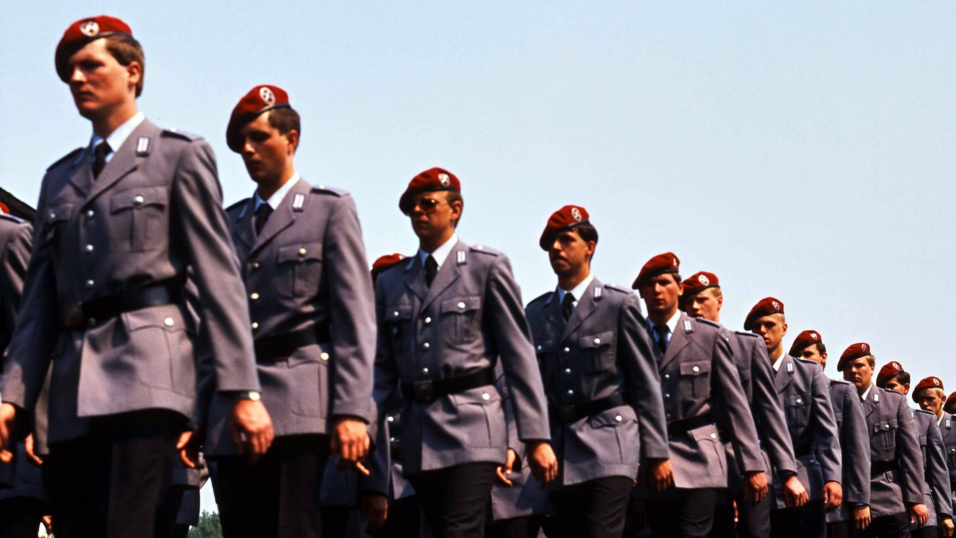 Bundeswehrsoldaten im Jahr 1989 (Archivbild): Norbert Stolz war damals 20 Jahre alt.