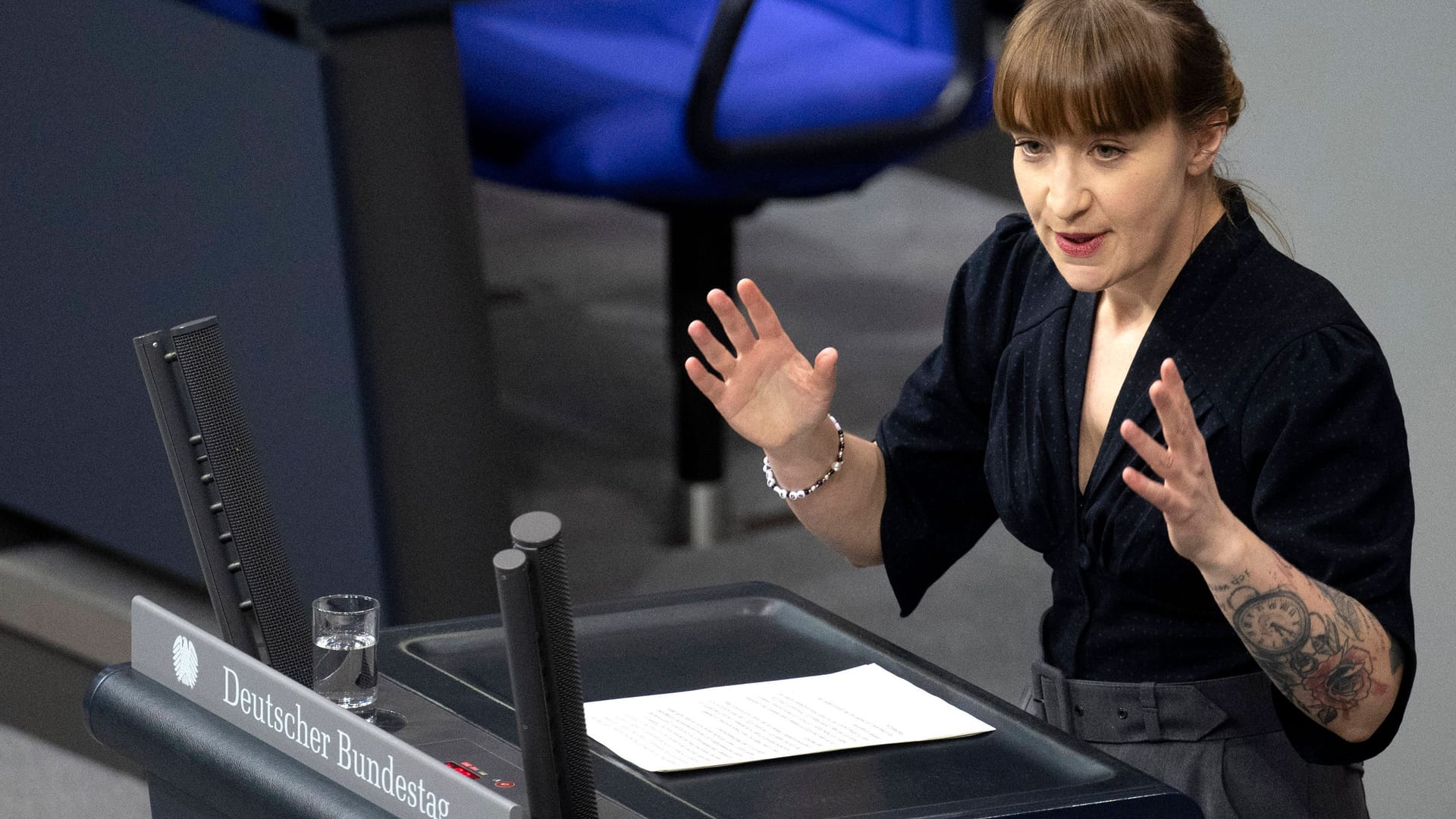 Die Linke-Politikerin Heidi Reichinnek im Bundestag.