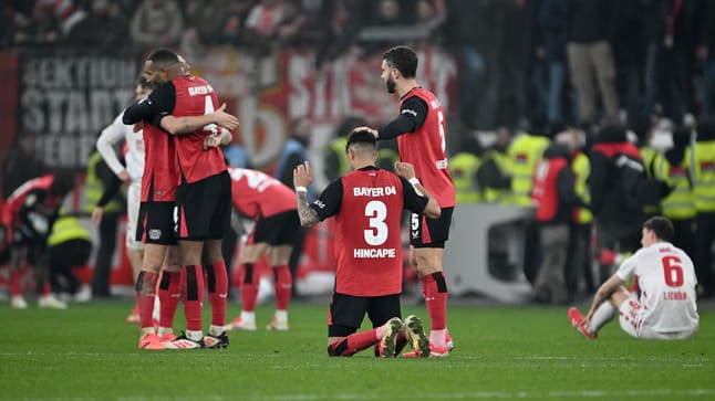 VfL Woflsburg gegen Bayer 04 Leverkusen