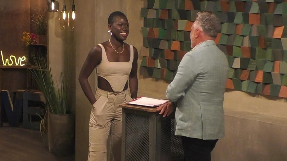 Aminata Sanogo: Das Model sucht bei "First Dates" eine Partnerin.