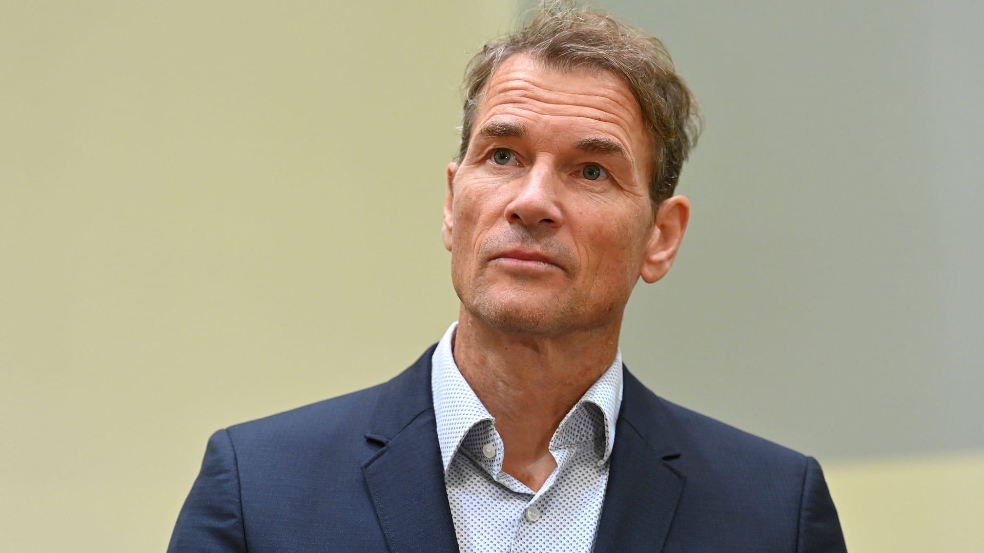 Jens Lehmann vor Gericht (Archivbild): Dem Ex-Nationaltorwart droht erneut juristischer Ärger.