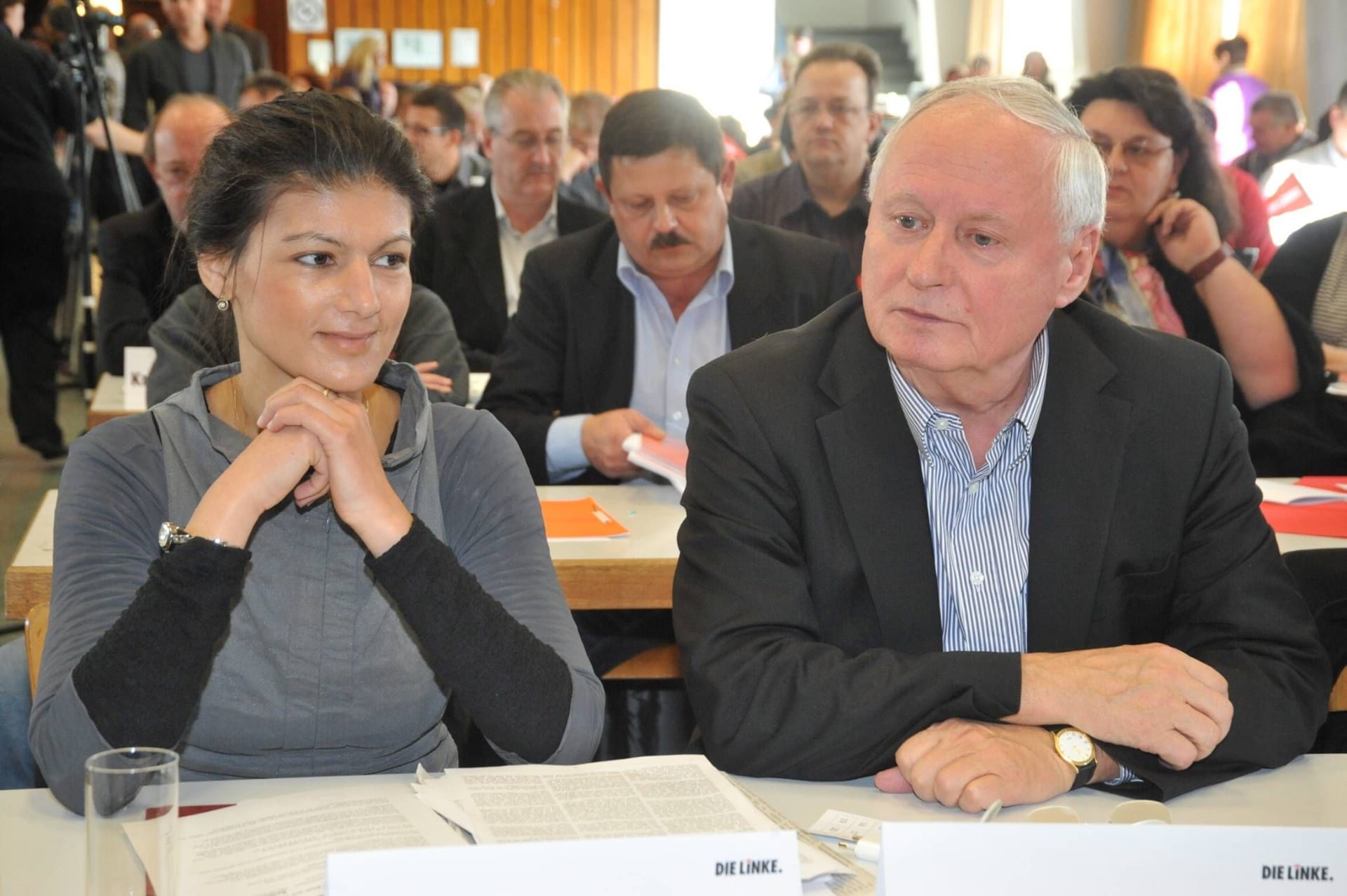 Sahra Wagenknecht und Oskar Lafontaine: Die beiden lernten sich auf einer Pressekonferenz kennen.