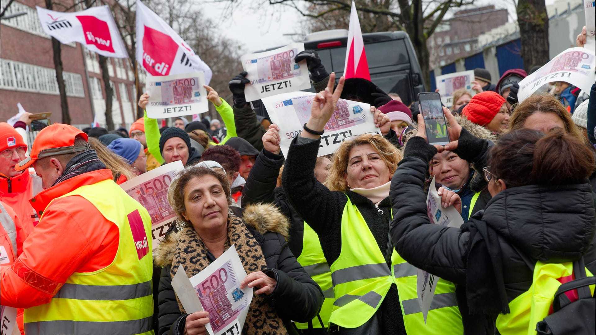 Streik im öffentlichen Dienst (Archivbild): Zum Ende der Woche kommt es vereinzelt zu Einschränkungen.