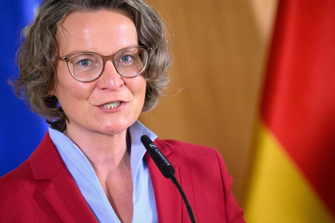 Heimatministerin Ina Scharrenbach