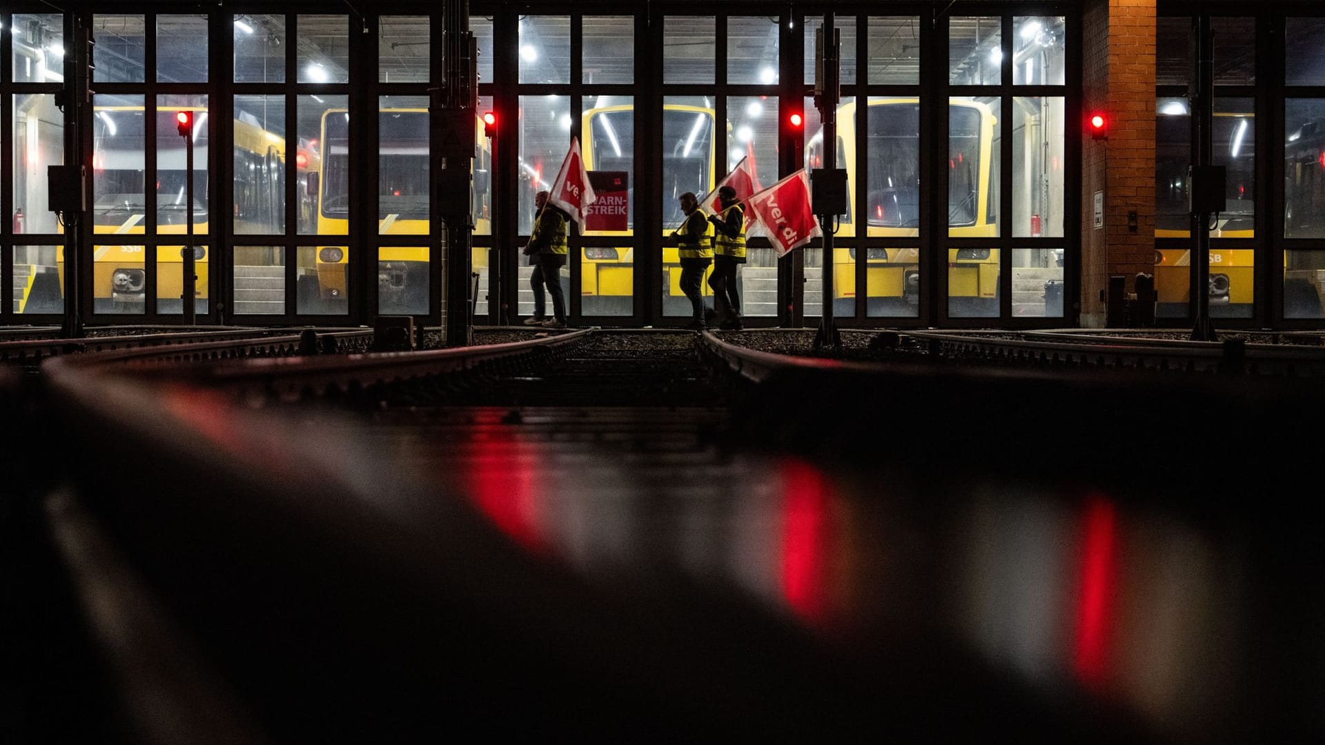 Warnstreiks im öffentlichen Nahverkehr - Stuttgart