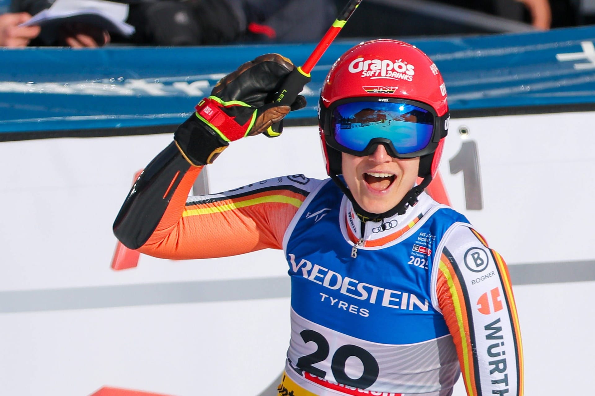 Lena Dürr jubelt: Die Deutsche zeigte im Riesenslalom eine ansprechende Leistung.