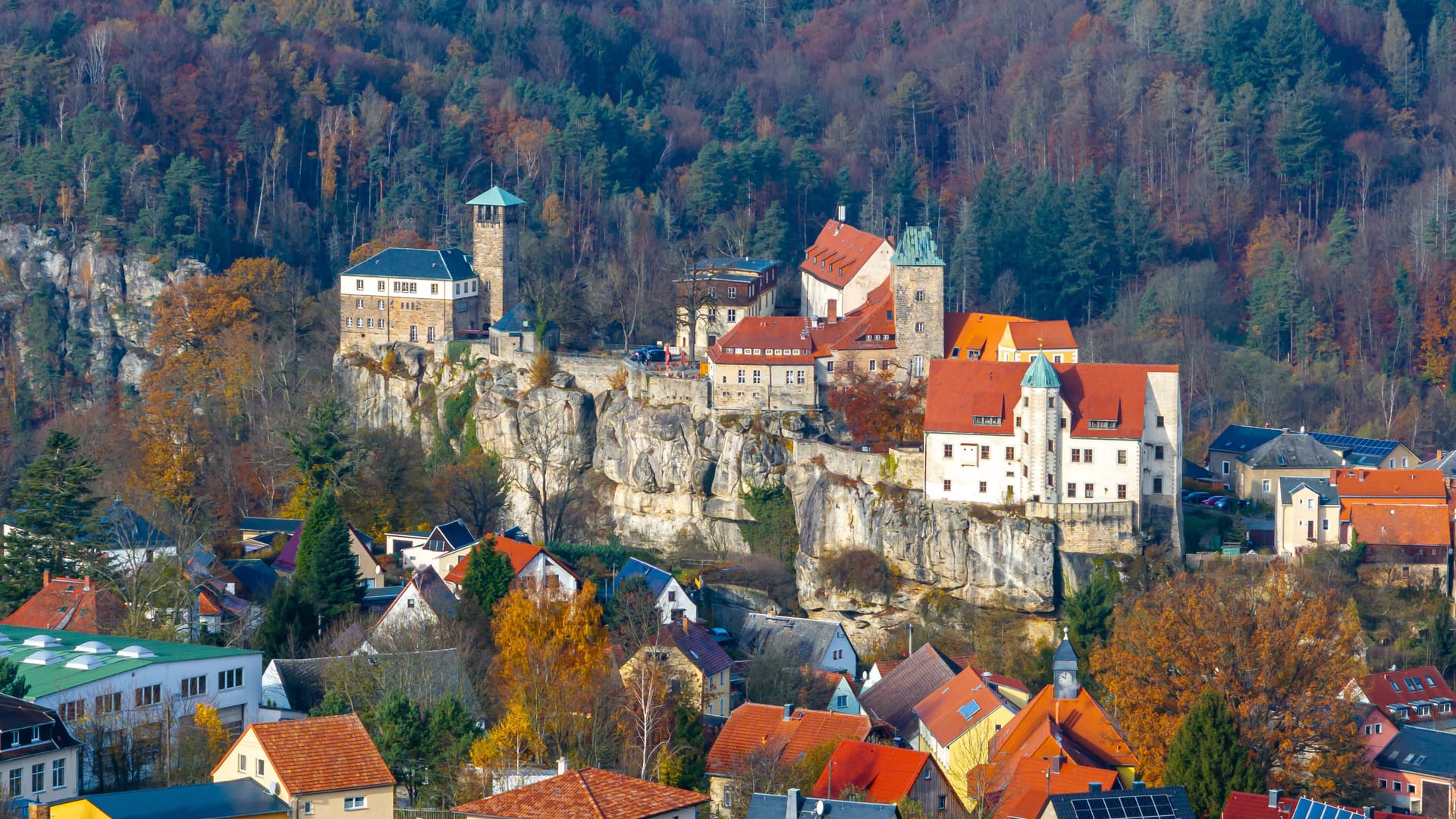 Blick auf Hohnstein im Kreis Sächsische Schweiz-Osterzgebirge (Archivbild).