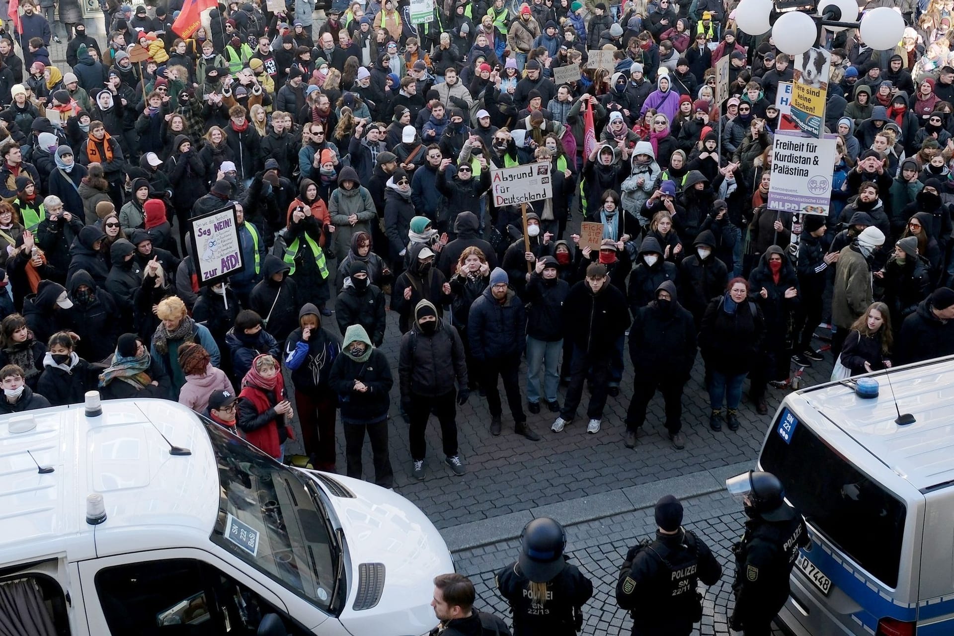 AfD-Wahlkampf in Leipzig - Demonstration