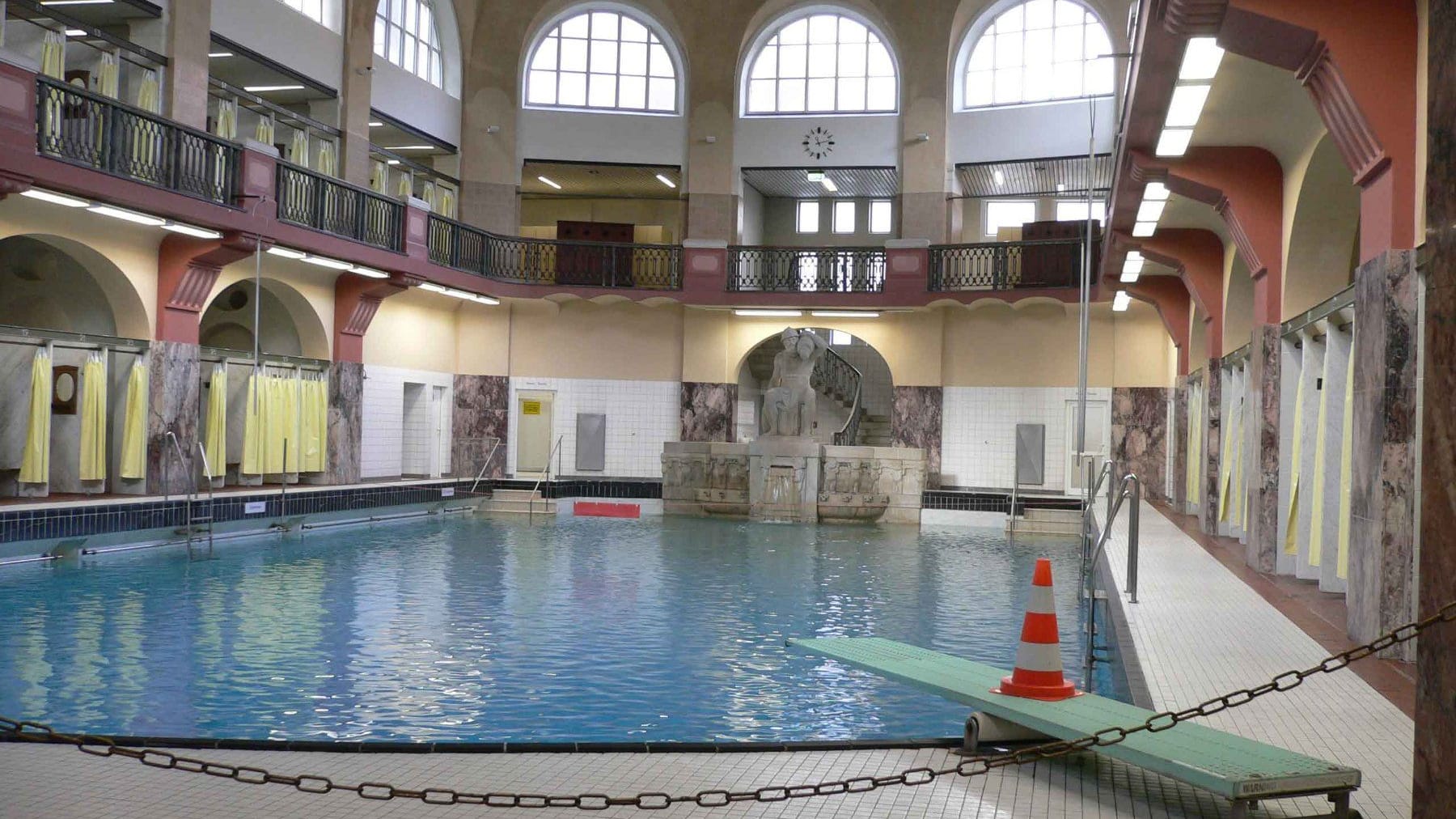 An Valentinstag wird es hier romantisch: Das Becken in der Elisabethhalle.