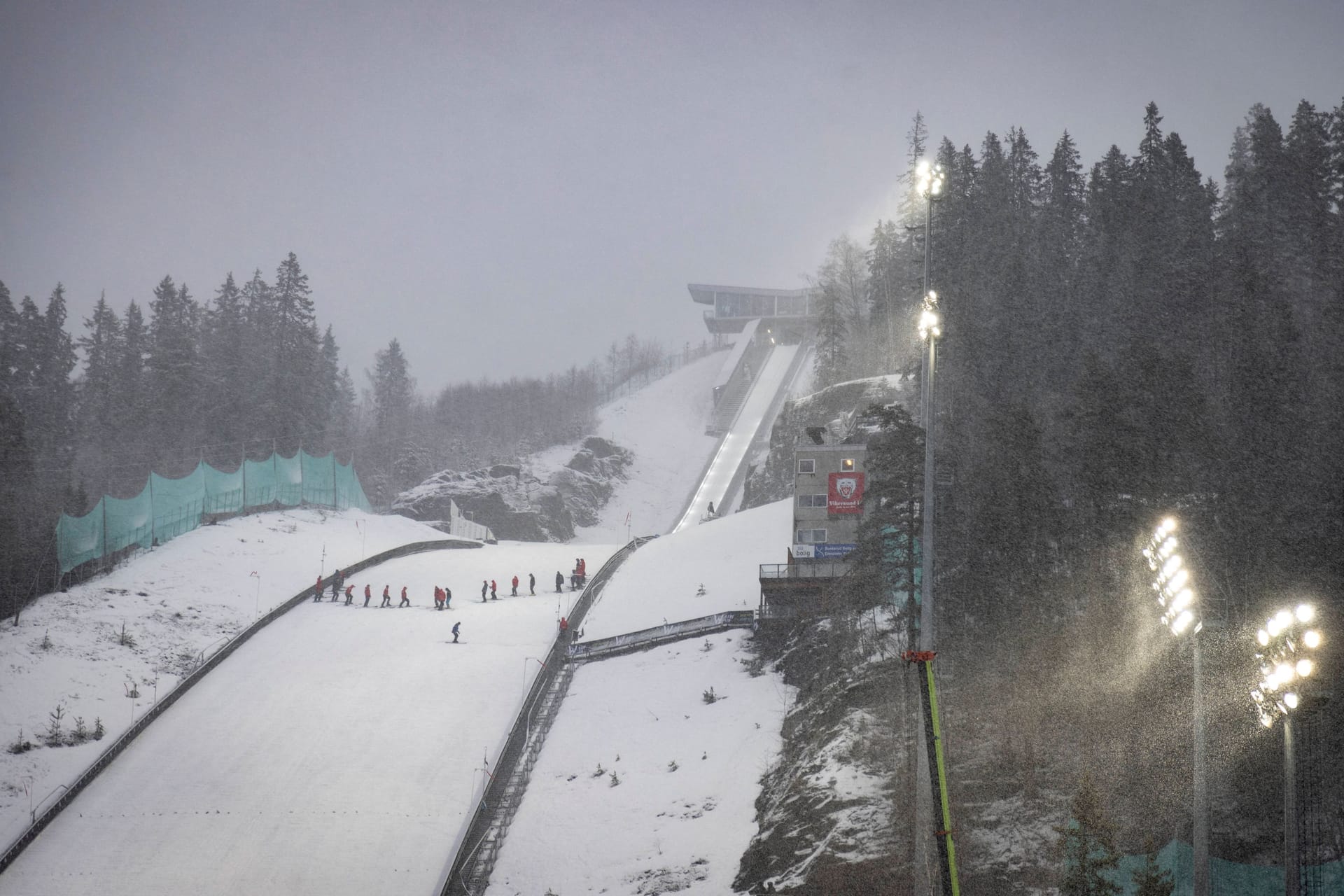 Die Skisprung-Schanze in Vikersund: Sie ist die größte der Welt, auch Monsterbakken genannt.