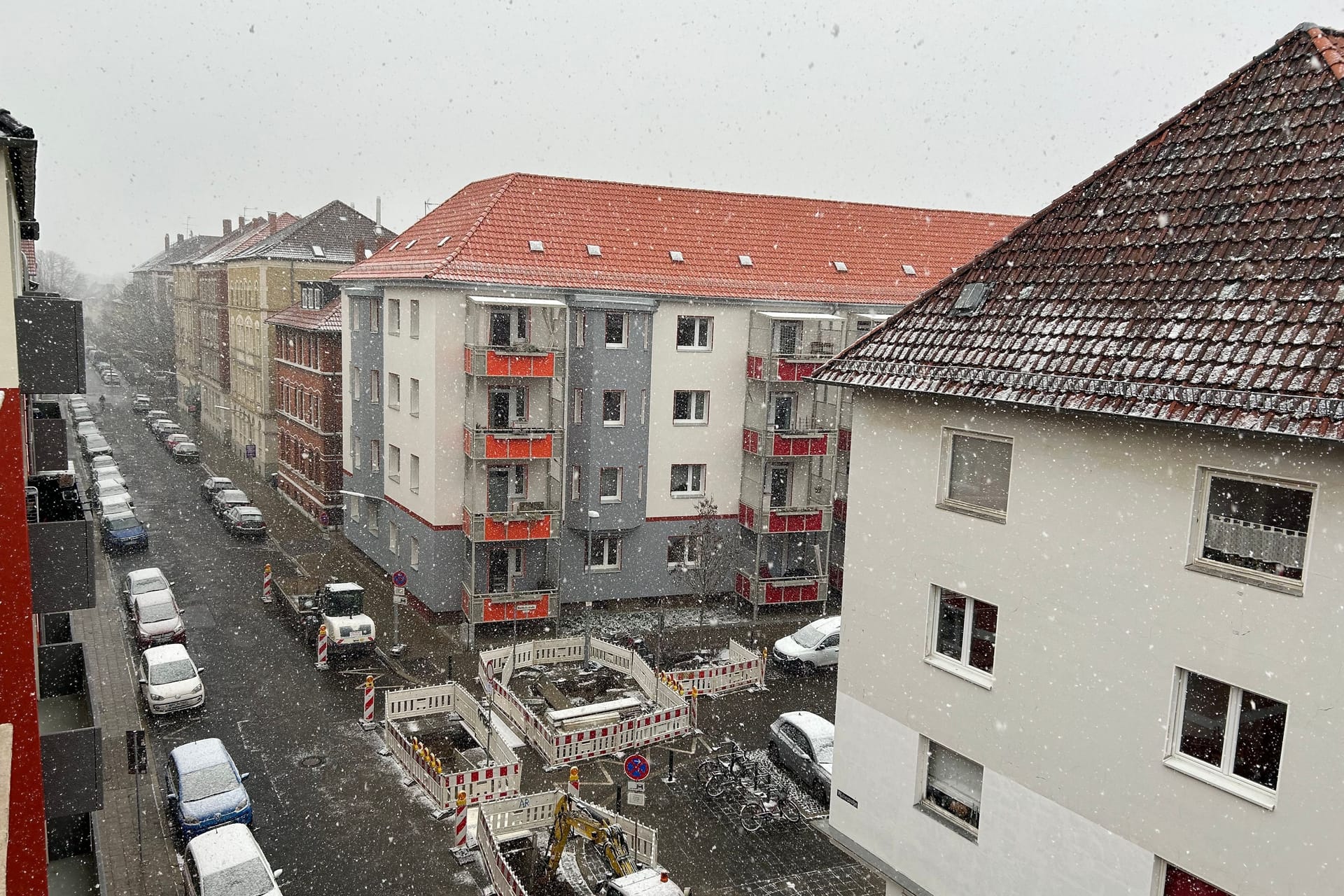 Schnee in Braunschweig: Am Dienstag wurde es schon am frühen Nachmittag weiß.