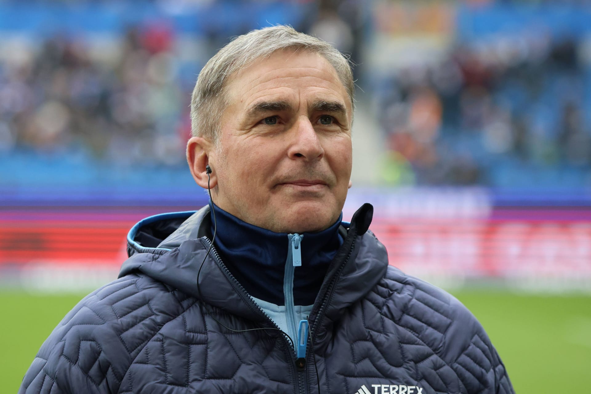 Sportvorstand Stefan Kuntz: Der HSV hat zwei Neuzugänge für die Defensive und die Offensive verpflichtet.