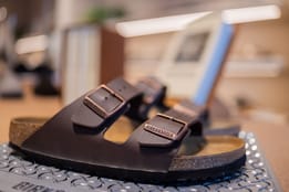 Gericht: Birkenstocksandalen sind keine Kunst