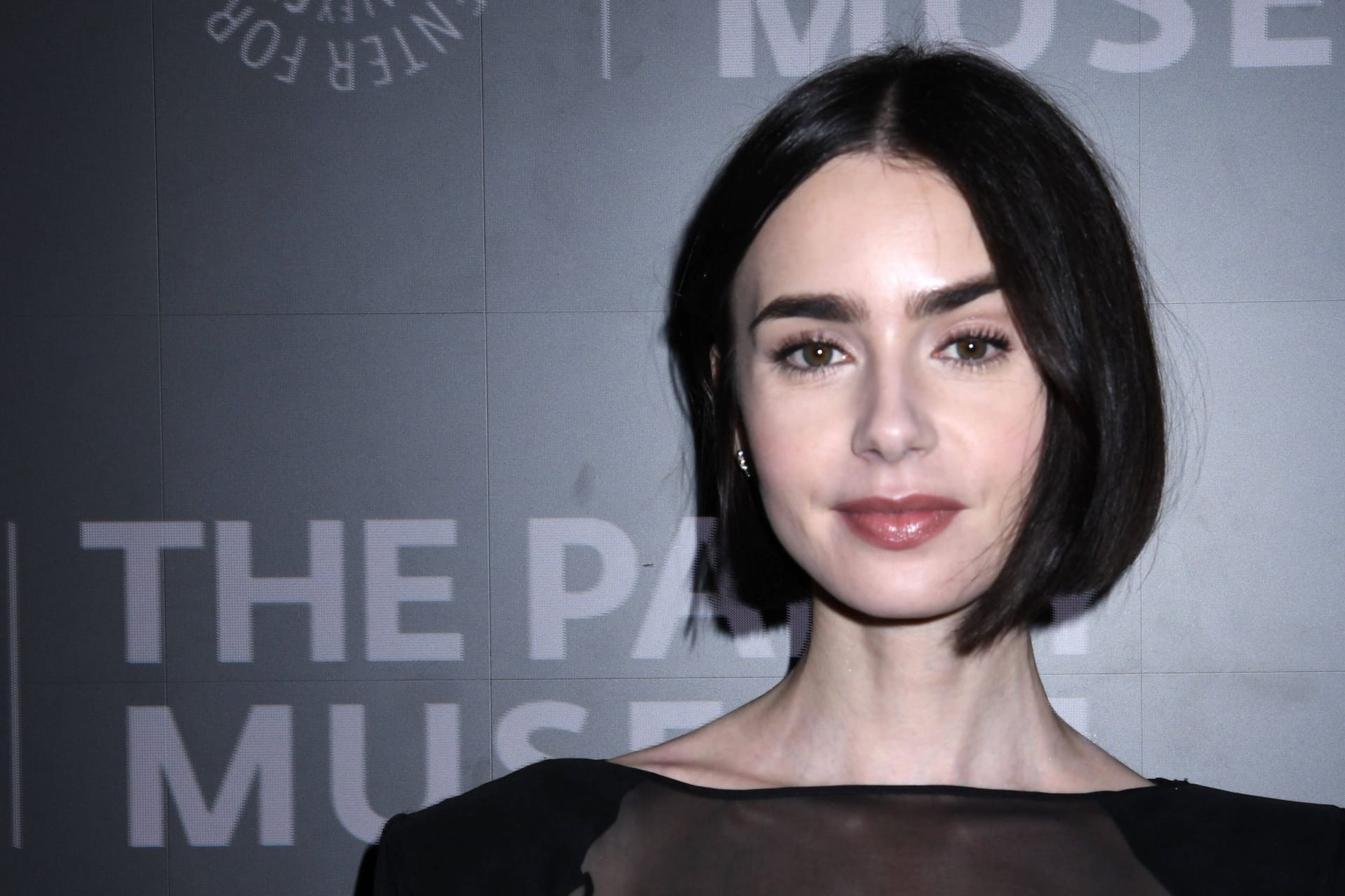 Lily Collins: Sie hat Nachwuchs bekommen.