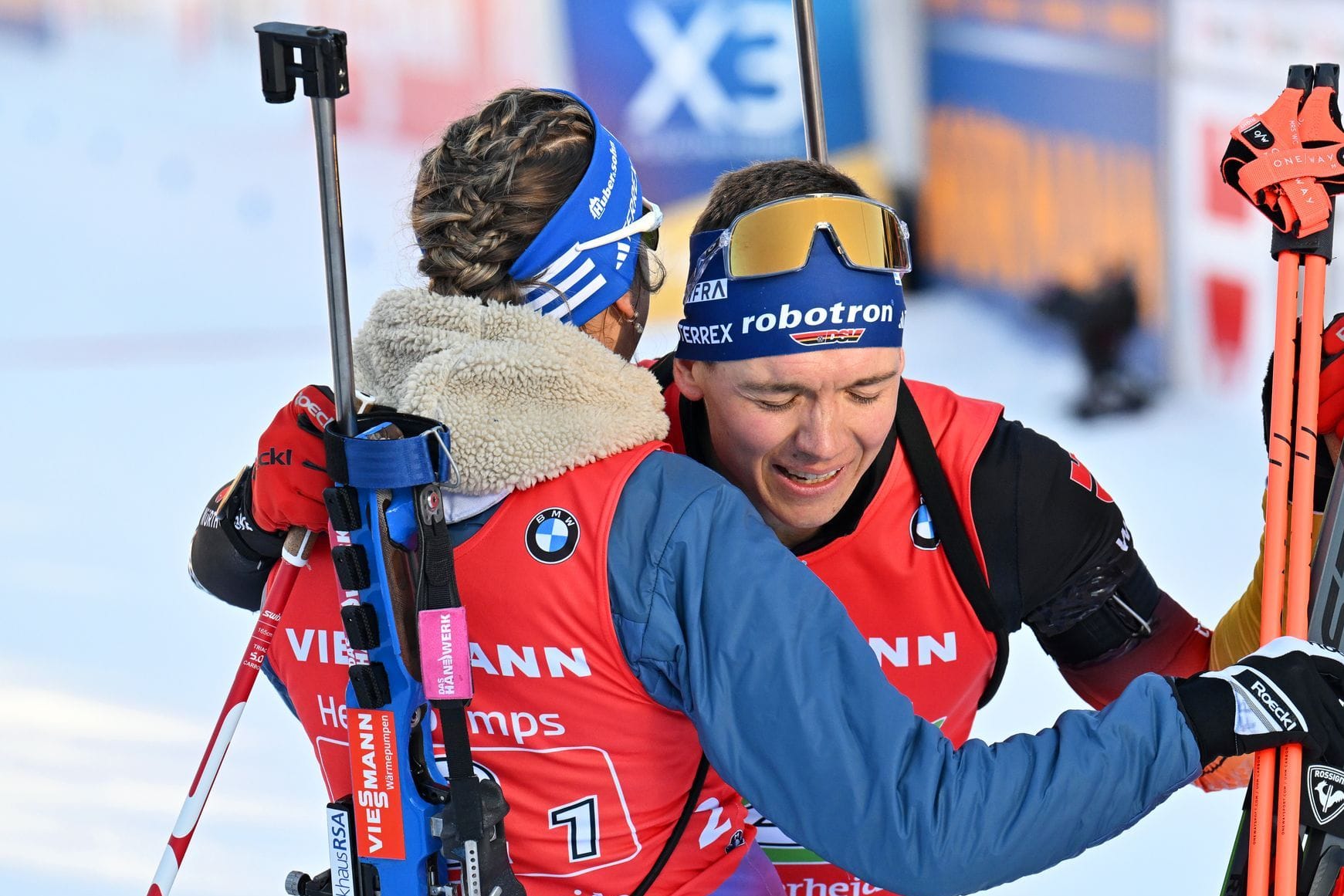 Glücklich im Ziel: Franziska Preuß (l.) und Justus Strelow freuten sich über ihre gemeinsame Medaille.