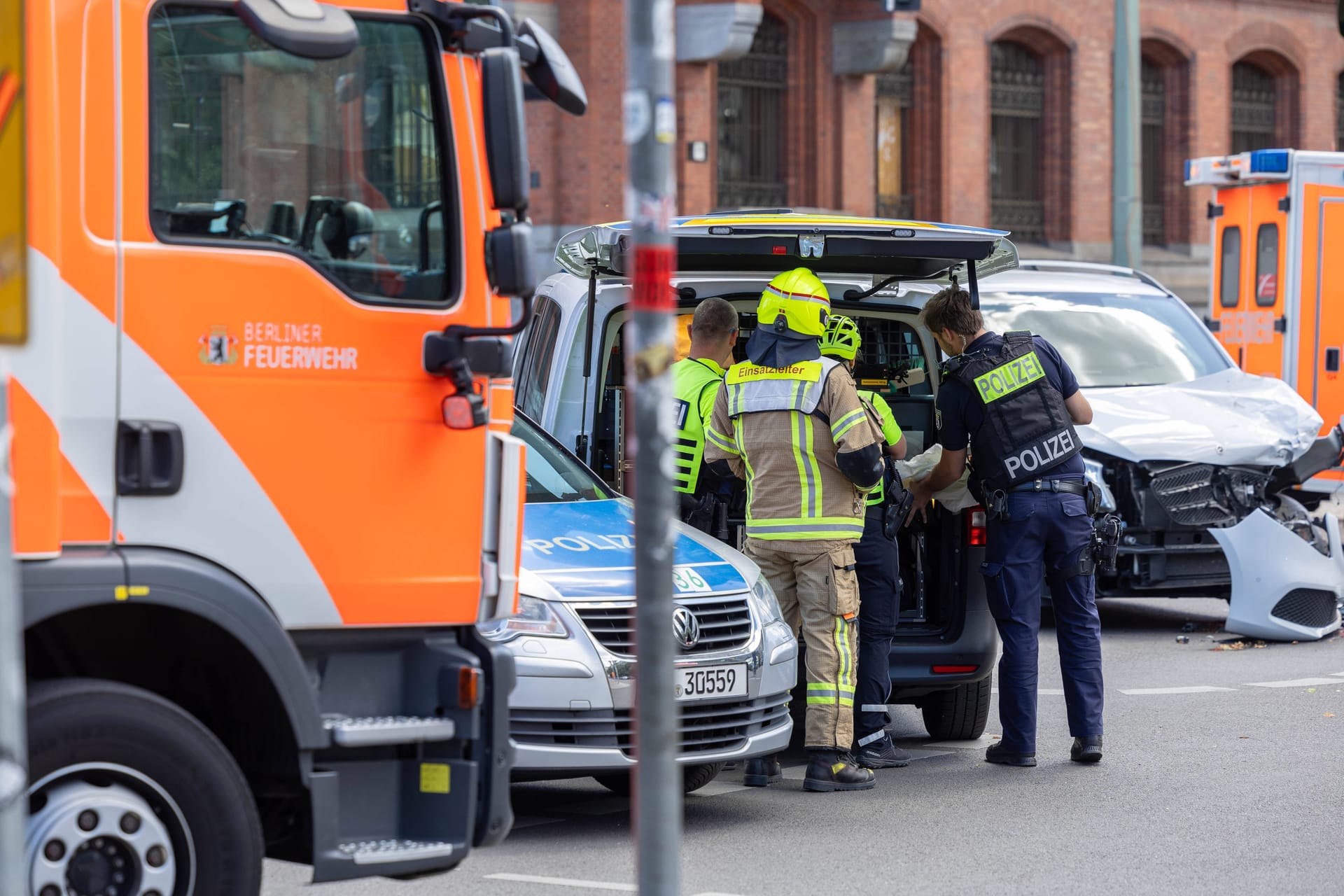 Verkehrsunfall in Berlin (Symbolbild): Die Polizei hat ihre neue Statistik zur Verkehrssicherheit veröffentlicht.