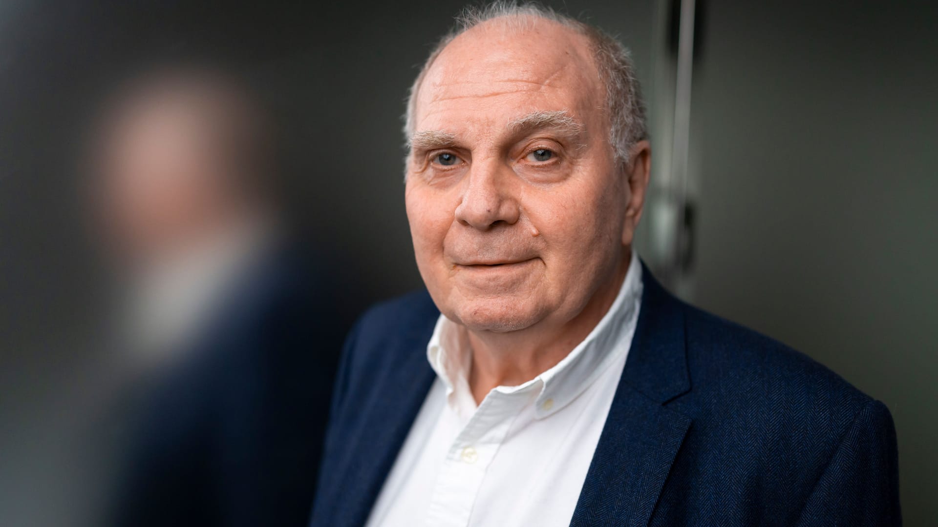 Uli Hoeneß: Der 73-Jährige bestimmt die Geschicke beim FC Bayern als Ehrenpräsident und Aufsichtsratsmitglied weiter mit.