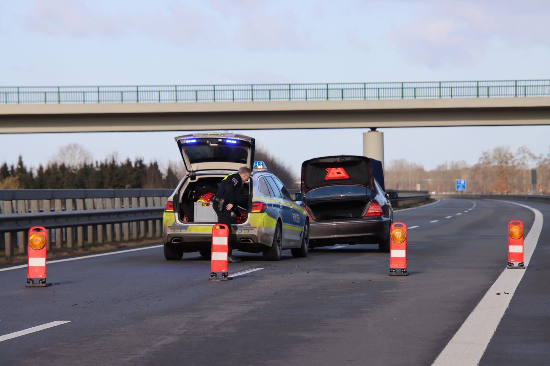 Autofahrer durchbricht Grenzkontrolle