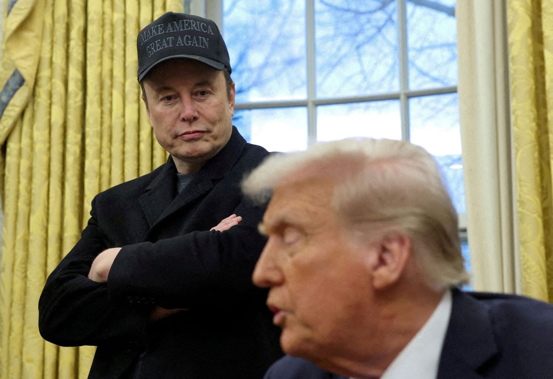 Elon Musk zerschlägt in Trumps Auftrag amerikanische Behörden.