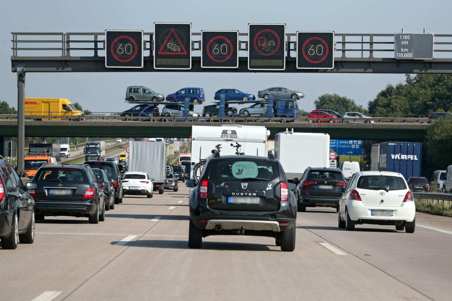 Die A1 bei Bremen: Die Beamten stellten viele Verstöße in kurzer Zeit fest.