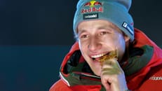 Ski-Star Odermatt präsentiert sich mit Glatze