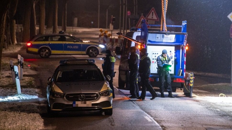 Am beliebten Eichbaumsee in Hamburg-Allermöhe eskalierte am Donnerstagabend ein Streit.