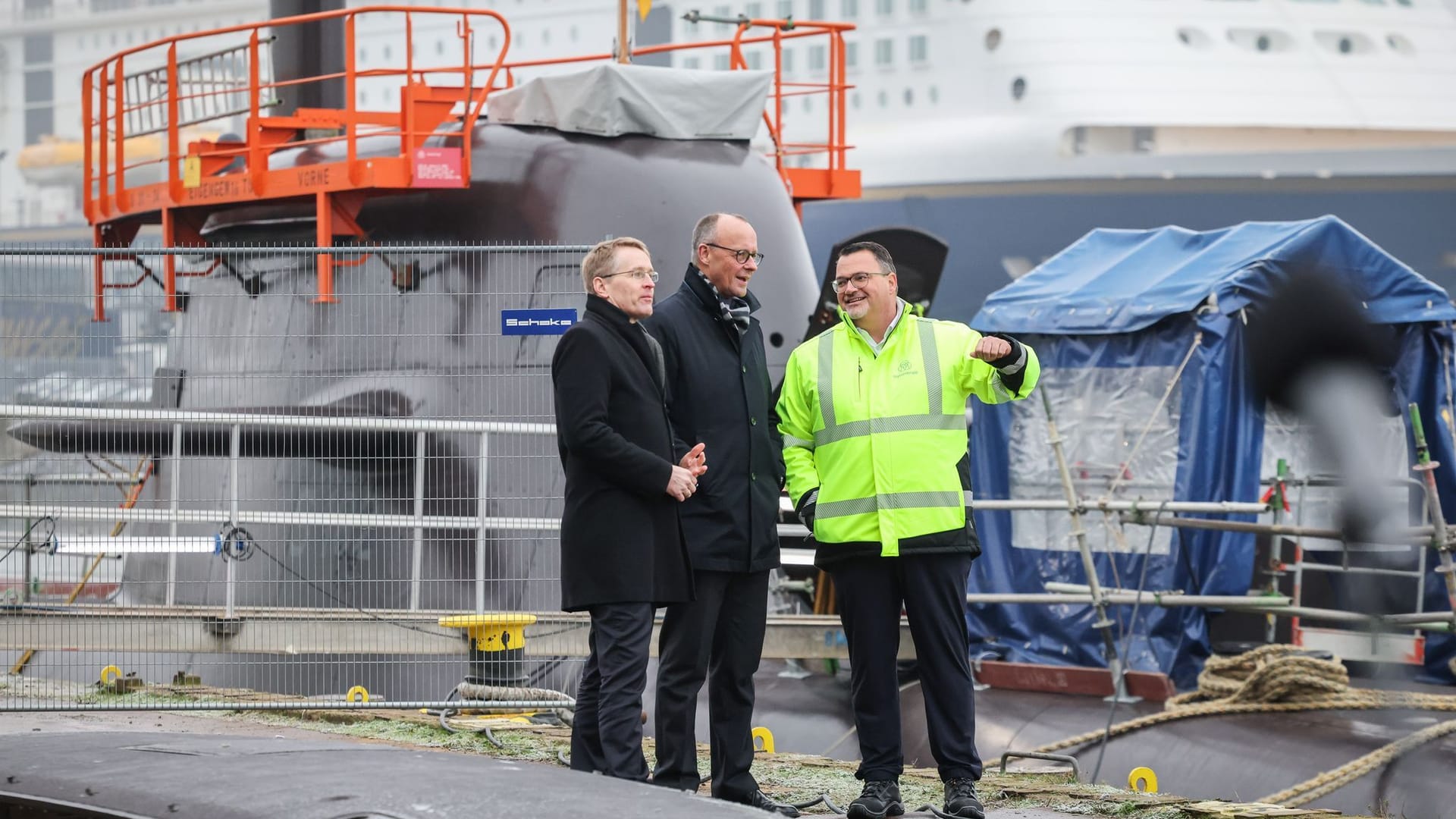 Unions-Kanzlerkandidat Merz bei TKMS in Kiel