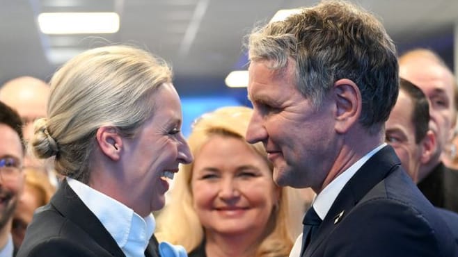 Alice Weidel, Bundesvorsitzende und Kanzlerkandidatin der AfD, und Björn Höcke (AfD).