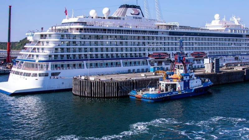 Das fast 230 Meter lange Kreuzfahrtschiff "Viking Star" (Archivbild): Statt Santorini hat das Schiff am Montag Kreta angesteuert.