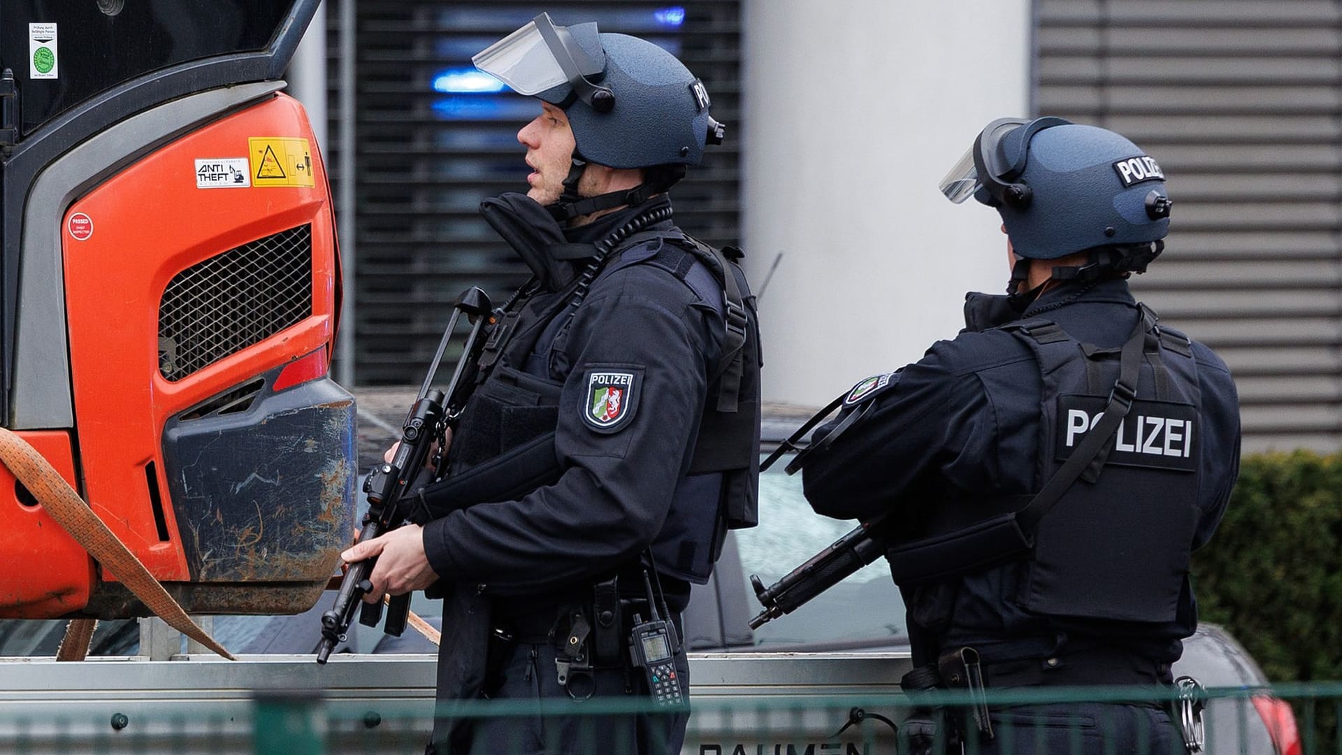 Großeinsatz der Polizei am Landgericht in Bielefeld